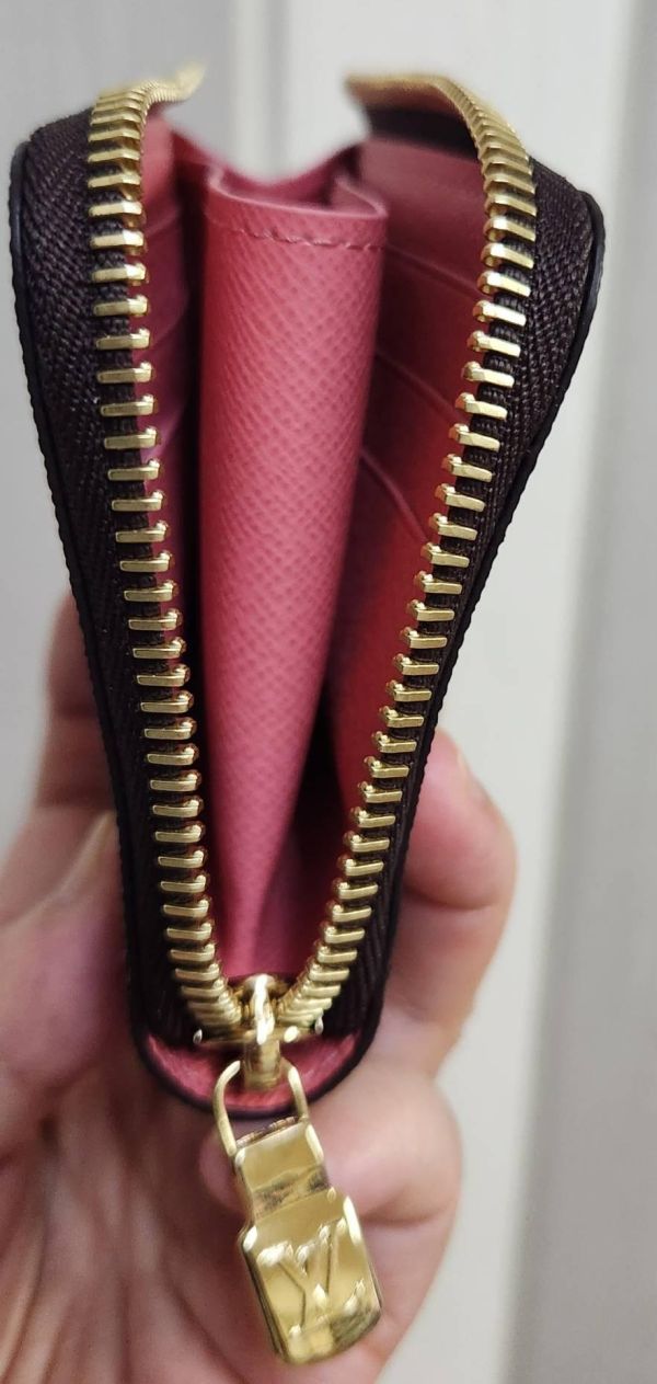 LOUIS VUITTON LV M83476新品L形錢包 LV M83476新品L形錢包