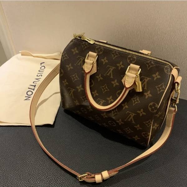 LOUIS VUITTON  LV M41113 經典Monogram SPEEDY 25 手提/斜背波士頓包 LOUIS VUITTON  LV M41113 經典Monogram SPEEDY 25 手提/斜背波士頓包