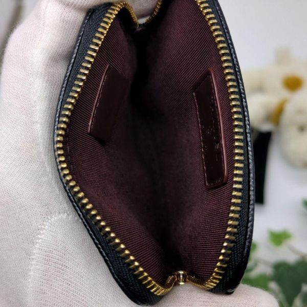 日本 Chanel Matelasse Fragment 魚子醬皮革零錢包和卡片夾 日本 Chanel Matelasse Fragment 魚子醬皮革零錢包和卡片夾