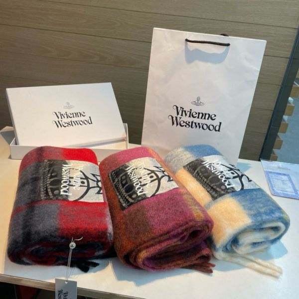 日本Vivienne Westwood 格紋毛海圍巾 日本Vivienne Westwood 格紋毛海圍巾