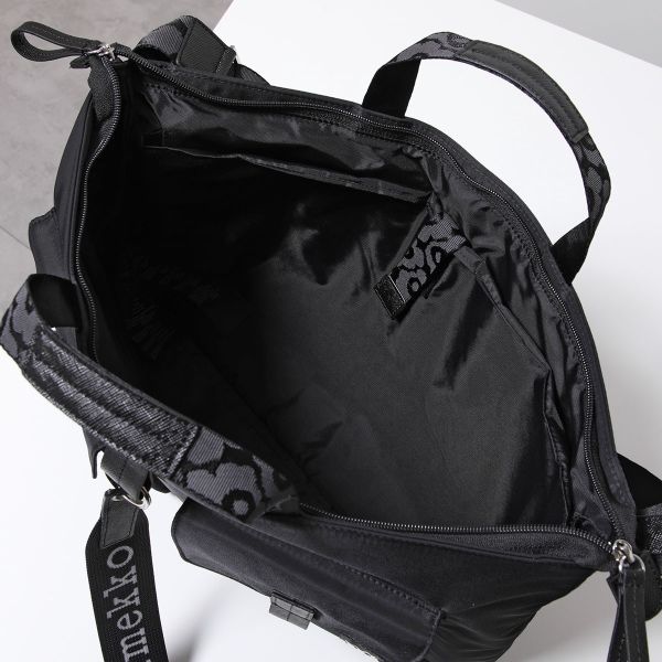 marimekko Everything Messenger Solid 雙口袋肩背包 marimekko Everything Messenger Solid 雙口袋肩背包