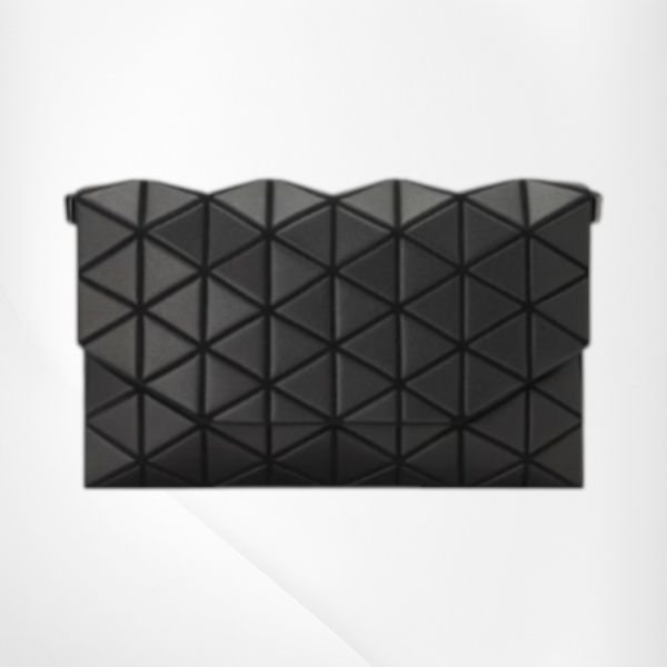 日本 三宅一生BAO BAO ISSEY MIYAKE TONNEAU MATTE 單肩包 日本 三宅一生BAO BAO ISSEY MIYAKE TONNEAU MATTE 單肩包