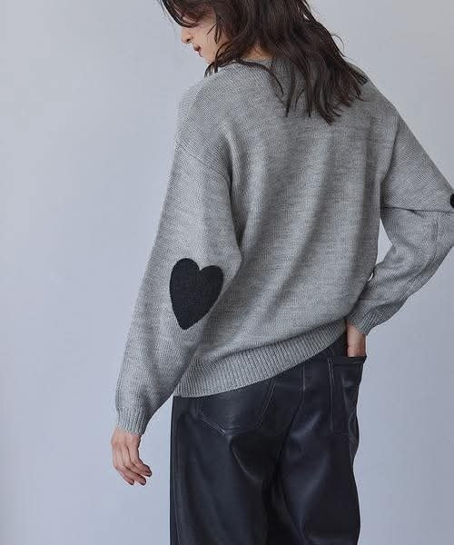 日本手臂有撞色愛心針織上衣 日本手臂有撞色愛心針織上衣
