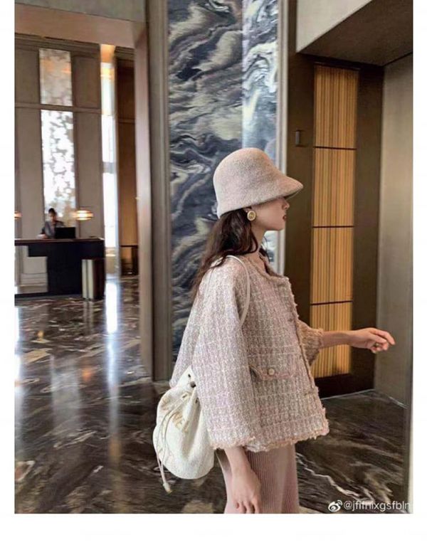 特價日本vivienne westwood 土星刺繡LOGO羊毛毛呢漁夫帽(售價已折) vivienne westwood,漁夫帽