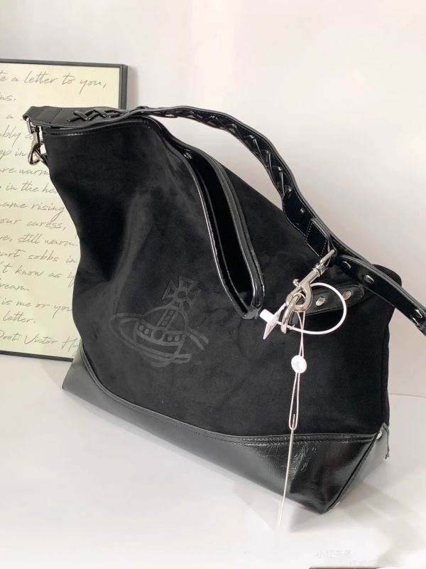 日本 Vivienne Westwood hobo大容量單肩腋下托特包 日本 Vivienne Westwood hobo大容量單肩腋下托特包