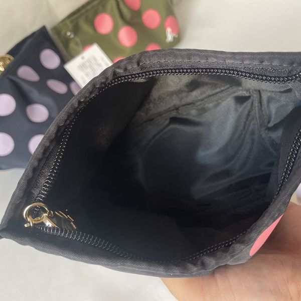 日本agnes b.水玉圓點化妝包 日本agnes b.水玉圓點化妝包