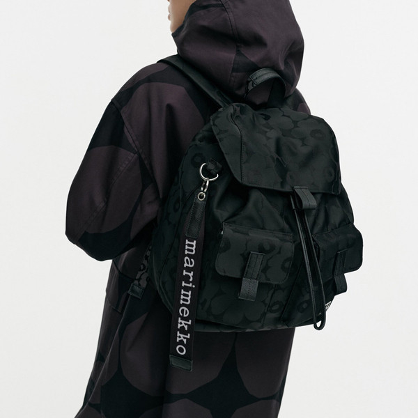 Marimekko Unikko 罌粟花束口後背包-黑 Marimekko,Unikko,束口,後背包