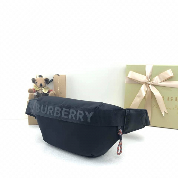 BURBERRY OUTLET經典字母徽標腰包/胸包(男女通用)(售價已折) BURBERRY OUTLET經典字母徽標腰包/胸包(男女通用)