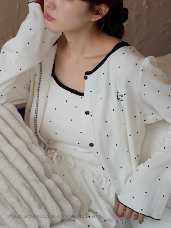 日本 Kastane x Hello Kitty精緻刺繡家居服套裝 日本 Kastane x Hello Kitty精緻刺繡家居服套裝