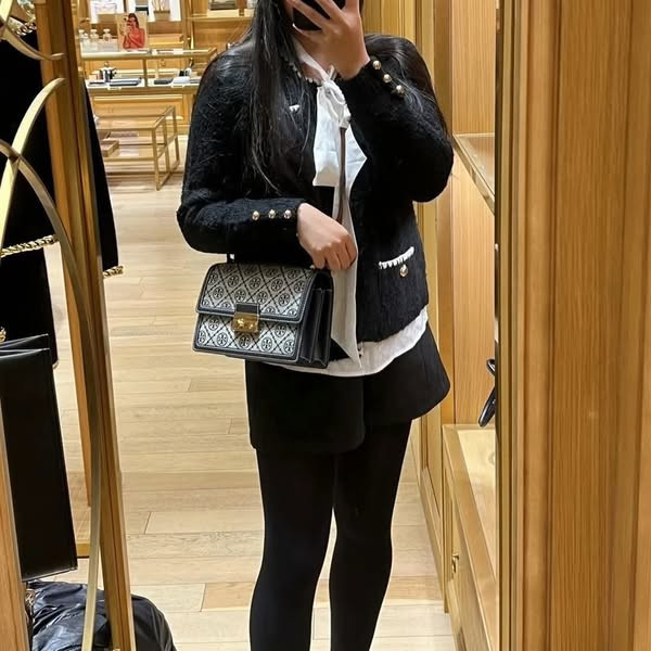 Tory Burch T Monogram新款風琴包(售價已折) Tory Burch T Monogram新款風琴包