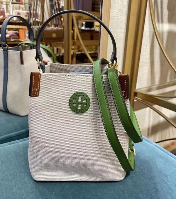 特價Tory Burch Blake Canvas Bucket Bag水桶包(售價已折) Tory Burch Virginia 尼龍郵差包