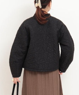 日本NOLLEY'S MALL 300塔夫綢絎縫夾克 日本NOLLEY'S MALL 300塔夫綢絎縫夾克