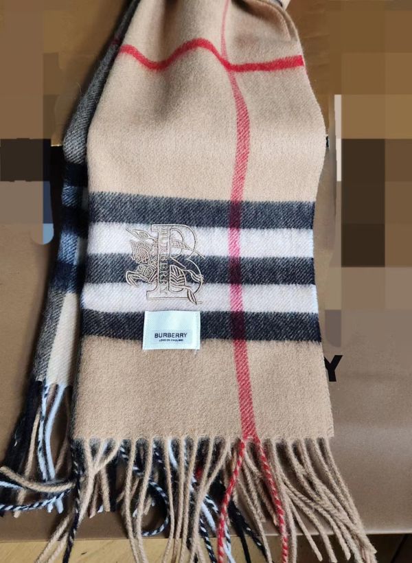 現貨特價BURBERRY OUTLET 戰馬羊絨格紋圍巾(售價已折) BURBERRY OUTLET
戰馬羊絨格紋圍巾