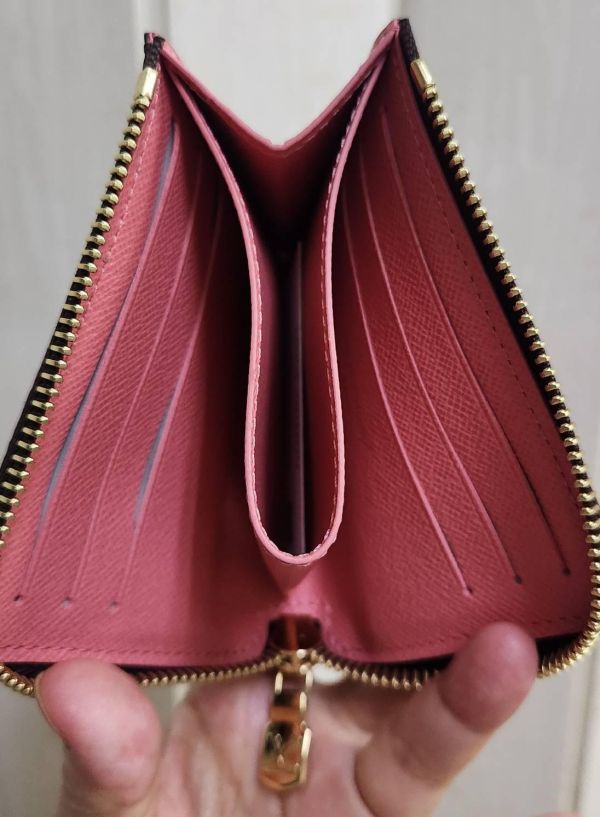 LOUIS VUITTON LV M83476新品L形錢包 LV M83476新品L形錢包