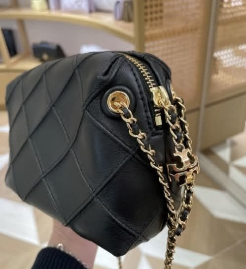 Tory Burch fleming 金鍊包(售價已折) Tory Burch水桶包附零錢包