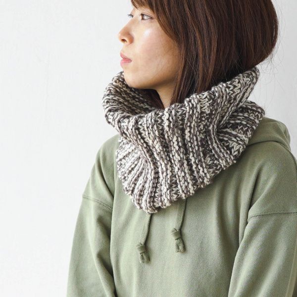 日本Hará Wool 材料包 - 25優雅の溫暖棒針脖圍 