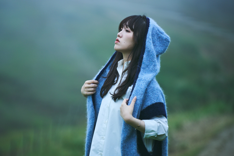 isk-036 山嵐霧語｜棒針連帽斗篷式背心 baby alpaca,poncho,vest,連帽,斗篷,背心,毛衣,羊駝,毛線,棒針,保暖,時尚,穿搭,北歐,民族風