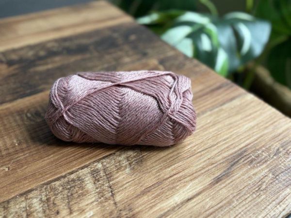 親膚柔色美麗諾羊毛混紡線，柔色日和鉤織毯 - 單顆販售賣場 