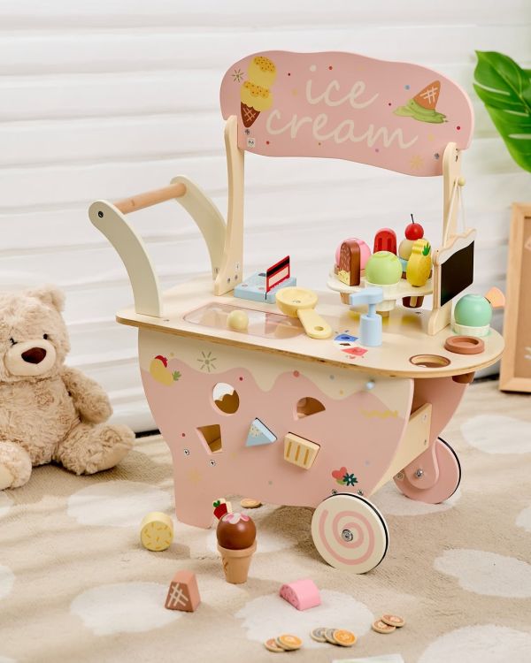 繽紛冰淇淋攤車組 Ice Cream Cart｜孩子最愛扮家家酒．適合3歲以上【德國Classic World客來喜經典木玩】 Classic world,德國木玩具,客來喜,德國客來喜,德國classicworld,classicworld,classicworld台灣代理,classicworld獨家代理,德國設計玩具,玩具,木玩,經典木玩,木製玩具,木質玩具,兒童玩具,寶寶玩具,益智,益智玩具,安全玩具,無甲醛,零甲醛,無毒,環保漆,手眼協調,視覺發展玩具,智能發展玩具,視覺專注,隨身玩具,收納玩具,角色扮演玩具,家