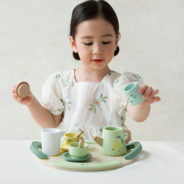 經典下午茶系列❤英倫午茶組 Vintage Afternoon Tea Set｜廚房扮家家酒．適合3歲以上【德國Classic World客來喜經典木玩】 classic world,德國木玩具,客來喜,德國客來喜,德國classicworld,classicworld,classicworld台灣代理,classicworld獨家代理,德國設計玩具,玩具,木玩,經典木玩,木製玩具,木質玩具,兒童玩具,寶寶玩具,益智,益智玩具,安全玩具,無甲醛,零甲醛,無毒,環保漆,手眼協調,視覺發展玩具,智能發展玩具,空間認知,想像力,語言表達,角色扮演玩具,家家