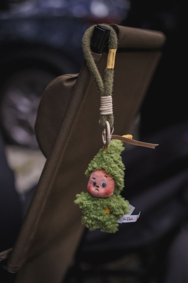 多元屋泊椅 Uber Chair (摩卡棕) 露營椅、折疊椅、戰術椅、野餐、戶外、居家、陽台