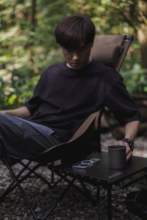多元屋泊椅 Uber Chair (摩卡棕) 露營椅、折疊椅、戰術椅、野餐、戶外、居家、陽台