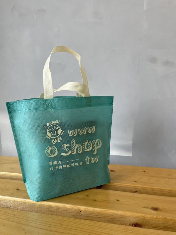 ㄛ店O.shop 品牌訂製不織布禮袋 (打卡奶酥可2入/3入裝) ㄛ店 o.shop 品牌訂製不織布禮袋