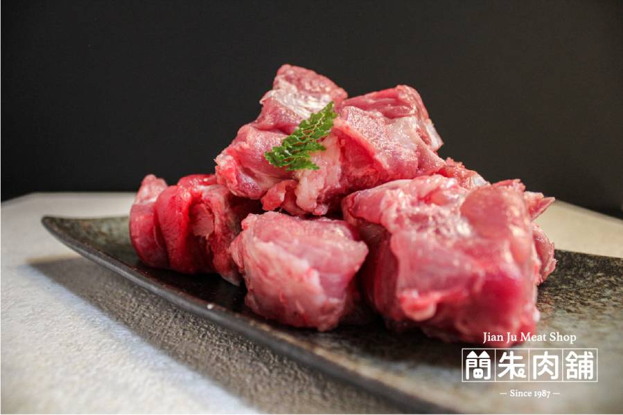 台灣豬梅花排骨 梅花豬排骨
梅花肉排
梅花豬肉
梅花豬骨
烤梅花排骨
紅燒梅花排骨
酥炸梅花排骨
美食梅花排骨
台灣梅花豬
簡朱肉舖梅花排骨