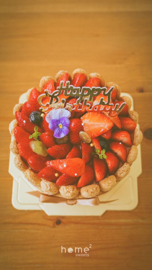 草莓夏洛特蛋糕 草莓蛋糕,鮮奶油蛋糕,新竹甜點店,新竹甜點工作室, 甜點工作室,生日蛋糕,慶生蛋糕,夏洛特蛋糕