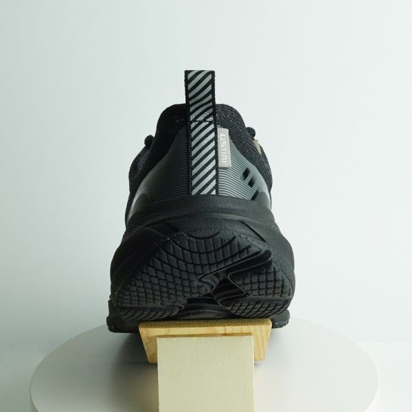 白沙屯媽祖 x 豹豹極地鞋 + 米其林排靜電襪 + 鞋帶 - 黑豹 USTINI我挺你健康鞋,豹豹極地鞋,豹豹鞋,馬拉松跑鞋,白沙屯媽祖,繞境鞋,進香鞋,排靜電鞋,接地氣鞋,久走久站鞋,足底筋膜炎鞋,拇指外翻鞋,健康鞋,好穿的鞋,好走的鞋,太極鞋,極地鞋