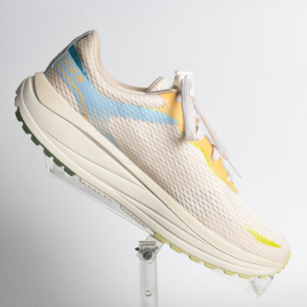 白沙屯媽祖 x 蹦蹦極地鞋 + 勇字推手鞋墊 + 反光扣 - 琉璃黃 USTINI我挺你健康鞋,蹦蹦極地鞋,蹦蹦鞋,跑鞋,白沙屯媽祖,繞境鞋,進香鞋,排靜電鞋,接地氣鞋,久走久站鞋,足底筋膜炎鞋,拇指外翻鞋,健康鞋,好穿的鞋,好走的鞋,太極鞋,極地鞋