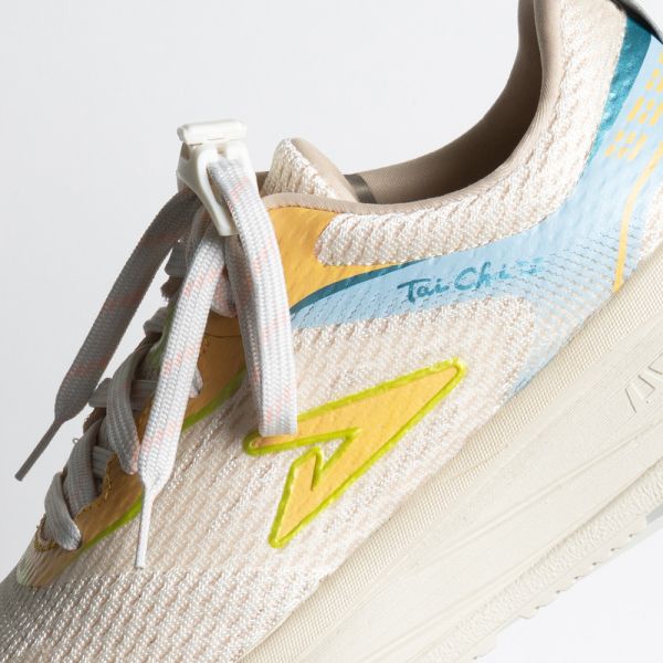 白沙屯媽祖 x 蹦蹦極地鞋 + 勇字推手鞋墊 + 反光扣 - 琉璃黃 USTINI我挺你健康鞋,蹦蹦極地鞋,蹦蹦鞋,跑鞋,白沙屯媽祖,繞境鞋,進香鞋,排靜電鞋,接地氣鞋,久走久站鞋,足底筋膜炎鞋,拇指外翻鞋,健康鞋,好穿的鞋,好走的鞋,太極鞋,極地鞋