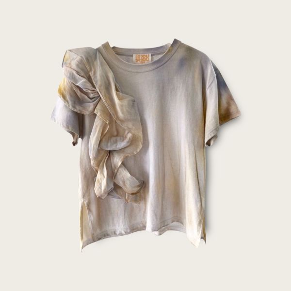 no.157 #雲朵花立裁手繪短版上衣 短版上衣, 雲朵造型T-shirt, 台灣設計, 手作衣服, 重磅純棉T恤, 百搭短袖, 高腰褲搭配, 手繪服飾, 春夏上衣推薦