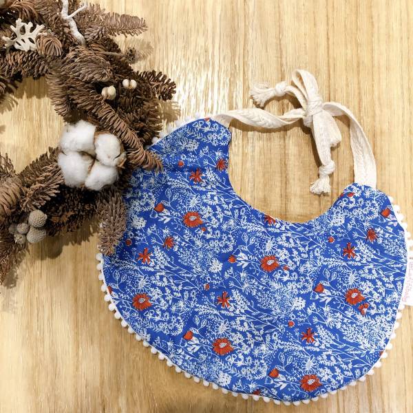 【造型圍兜】藍色花園系列 彌月禮盒,樂霏菲手作嬰幼兒精品,lafifibaby,圍兜