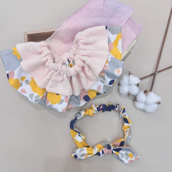 Cuddle Flowers  Baby Full-Month Shower Gift Box Baby Bib,  Babies’ hairband Set