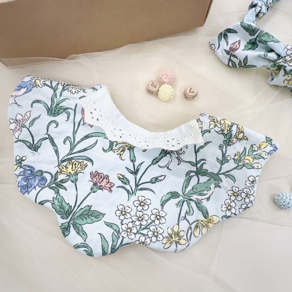 Bluesy Floral Baby Full-Month Shower Gift Box Baby Bib,  Babies’ hairband Set