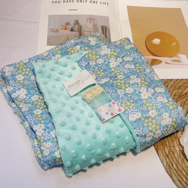 【彌月禮盒組】花漾童心 禮盒包裝代寫卡片 彌月禮盒,新生兒禮物首選,寶寶髮帶,寶寶圍兜,荳荳毯