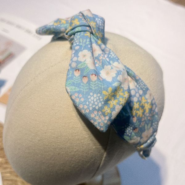 【彌月禮盒組】花漾童心 禮盒包裝代寫卡片 彌月禮盒,新生兒禮物首選,寶寶髮帶,寶寶圍兜,荳荳毯