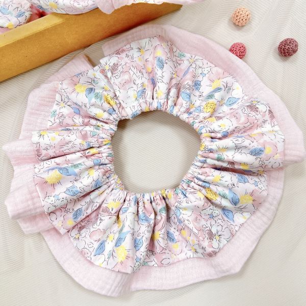 Butterfly Baby Full-Month Shower Gift Box Baby Bib,  Babies’ hairband Set