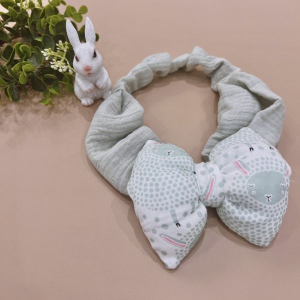 Cute Sheep Baby Full-Month Shower Gift Box Baby Bib,  Babies’ hairband Set