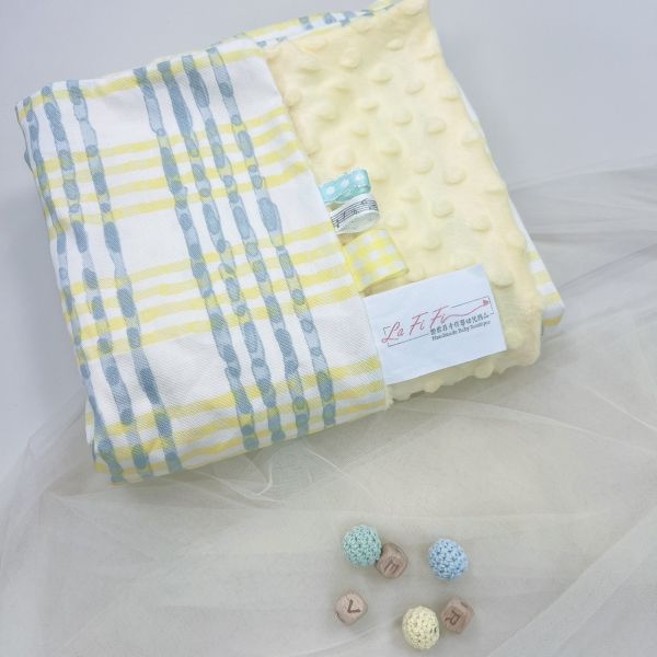 Yellow line plaid Baby Full-Month Shower Gift Box Baby Bib,  Pacifier chain Set,baby gift,Baby Full-Month Shower Gift Box