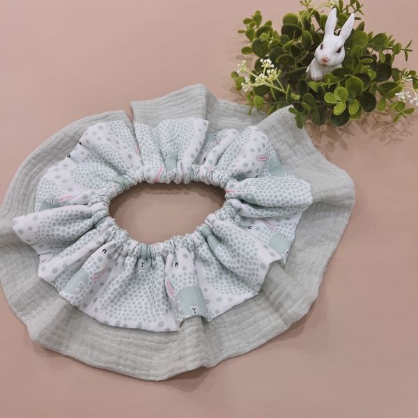 Cute Sheep Baby Full-Month Shower Gift Box Baby Bib,  Babies’ hairband Set
