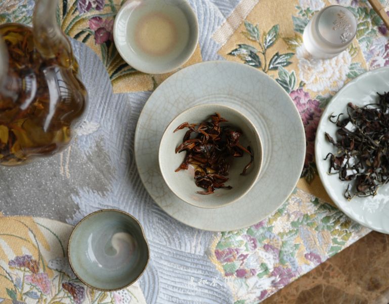 沁蜜東美(荔枝桂花香) 嫩芽,紅茶,紅茶,東方美人,花蜜香,果香,易錕茶堂,茶,下午茶,點心,台灣茶,花香,健康,有機,生活儀式,荔枝