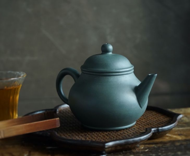 私藏早期青泥芭樂壺 茶具,茶文化,茶藝,茶道,茶日子,生活,美學,茶,易錕茶堂,易錕,道具,好茶,瀝水,京都,古,古代,茶席