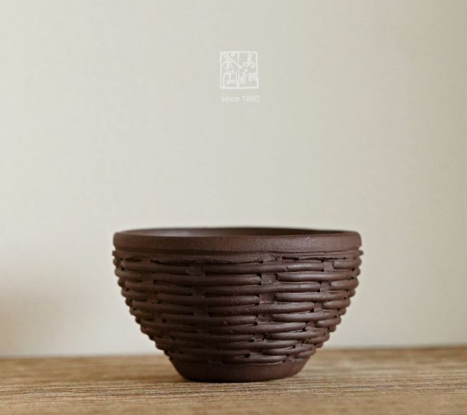 藤編藍紫砂小品老杯(約40年) 茶具,茶文化,茶藝,茶道,茶日子,生活,美學,茶,易錕茶堂,易錕,道具,好茶,瀝水,京都,古,古代,茶席