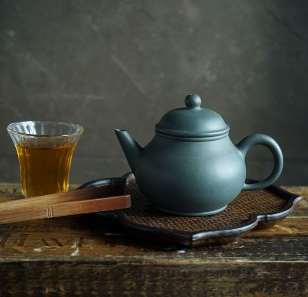 私藏早期青泥芭樂壺 茶具,茶文化,茶藝,茶道,茶日子,生活,美學,茶,易錕茶堂,易錕,道具,好茶,瀝水,京都,古,古代,茶席