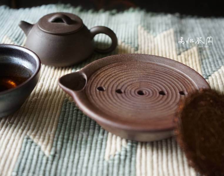 古都粗陶瀝水承 茶具,茶文化,茶藝,茶道,茶日子,生活,美學,茶,易錕茶堂,易錕,道具,好茶,瀝水,京都,古,古代,茶席