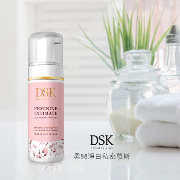 柔嫩淨白私密慕斯 (150ml/瓶)【私密清潔】 DSK 柔嫩淨白私密慕斯,私密清潔,私密處異味清潔推薦,私密處異味改善,私密處保養,私密肌 沐浴