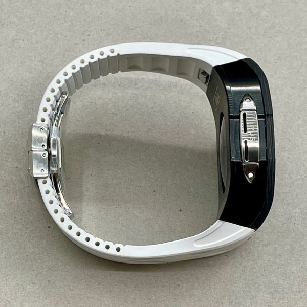 Apple Watch 10 RSC2-Carbon 46mm 黑銀色碳纖維手錶殼(白色錶冠環+白色橡膠錶帶) Apple Watch手錶殼,Apple Watch不鏽鋼殼,Apple Watch保護殼,Apple Watch鋁合金殼,Apple Watch鈦合金殼,Apple Watch碳纖維殼,Apple Watch石英纖維,Apple Watch透明錶殼,Apple Watch水晶錶殼,Apple Watch錶帶