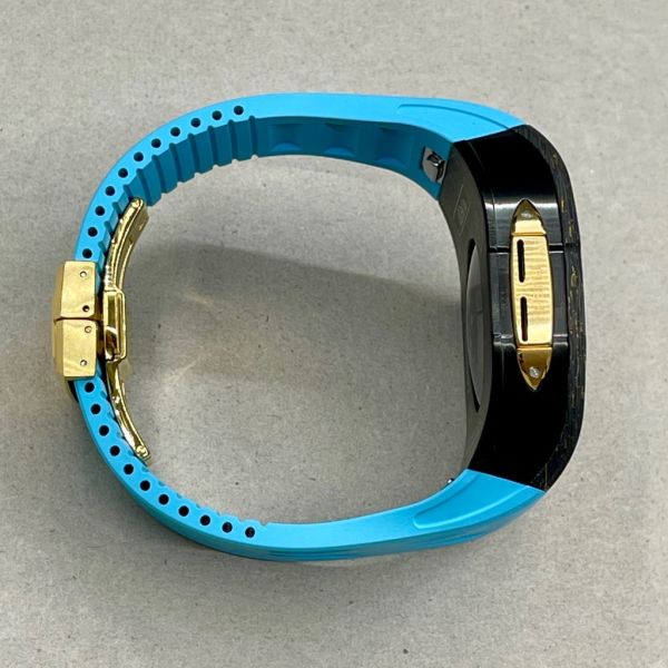 Apple Watch 10 RSC2-Carbon 46mm 黑金色碳纖維手錶殼(藍色錶冠環+藍色橡膠錶帶) Apple Watch手錶殼,Apple Watch不鏽鋼殼,Apple Watch保護殼,Apple Watch鋁合金殼,Apple Watch鈦合金殼,Apple Watch碳纖維殼,Apple Watch石英纖維,Apple Watch透明錶殼,Apple Watch水晶錶殼,Apple Watch錶帶
